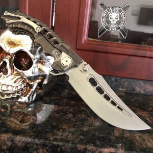 Andre De Villiers Scavenger Cuchillo plegable con mango de titanio