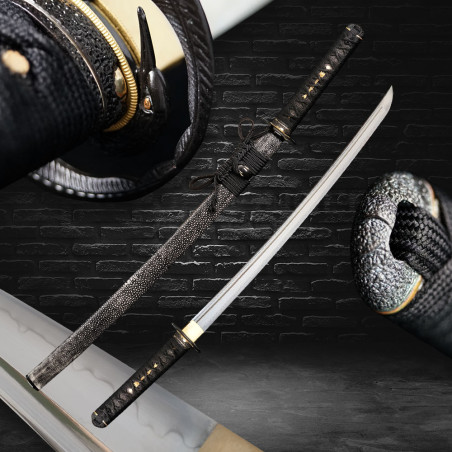 wakizashi AKAEI z uhlíkové oceli AISI 1095 a reálným hamonem