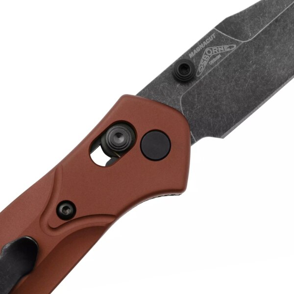 BE945BK-03_01_benchmade