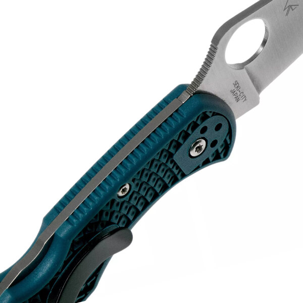 Spyderco-Delica-4-C11FPK390
