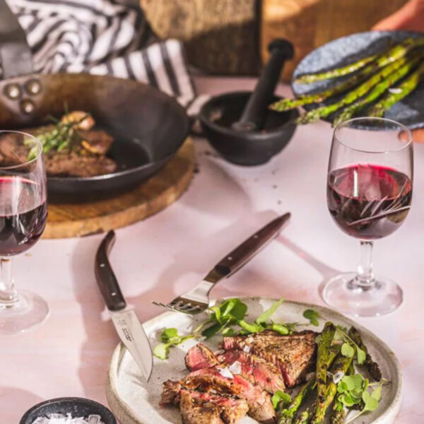 Arcos-Elegantní-Steakový-Nůž